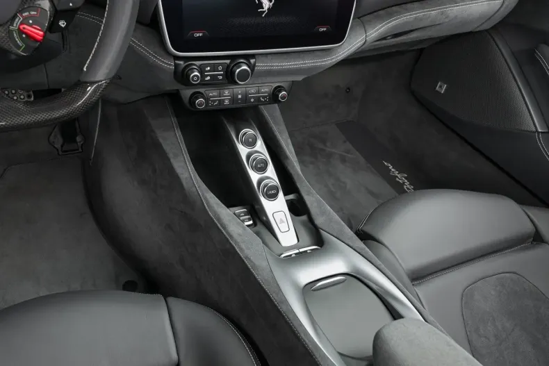 Ferrari Portofino din 2020 cu 11.700 km - oferta FER122693 - foto 13