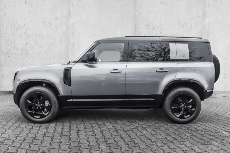 Land Rover Defender din 2023 cu 25.020 km - oferta LAN122695 - foto 6