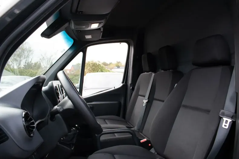 Mercedes-Benz Sprinter din 2021 cu 124.300 km - oferta MER122705 - foto 6