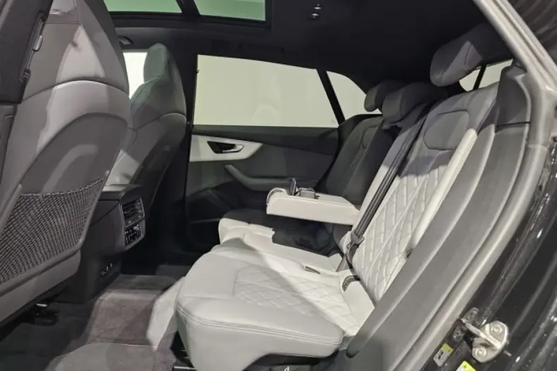 Audi Q8 din 2023 cu 57.100 km - oferta AUD122706 - foto 12