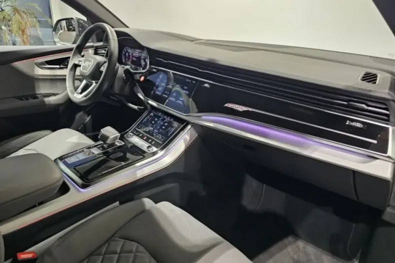 Audi Q8 din 2023 cu 57.100 km - oferta AUD122706 - foto 15