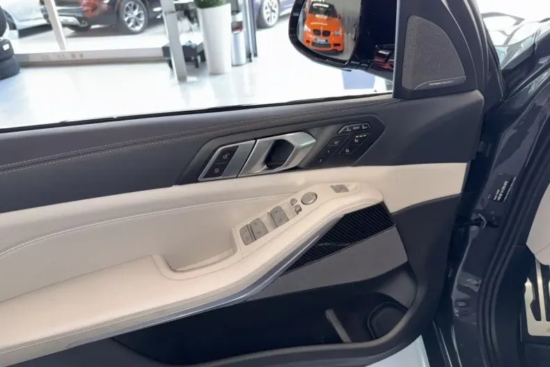 BMW X7 M60 din 2024 cu 12.339 km - oferta BMW122709 - foto 17