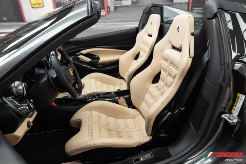 Ferrari F8 din 2022 cu 1.500 km - oferta FER122716 - foto 12