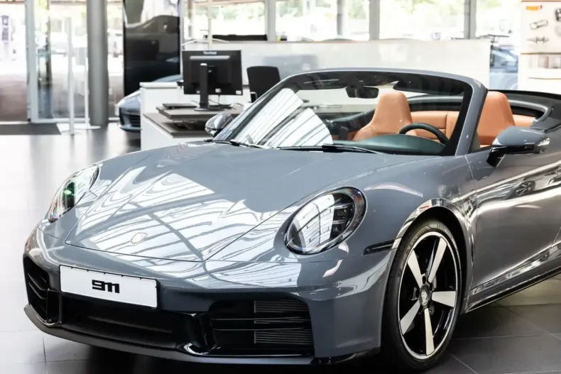 Porsche 911 din 2025 cu 40 km - oferta POR122719 - foto 2