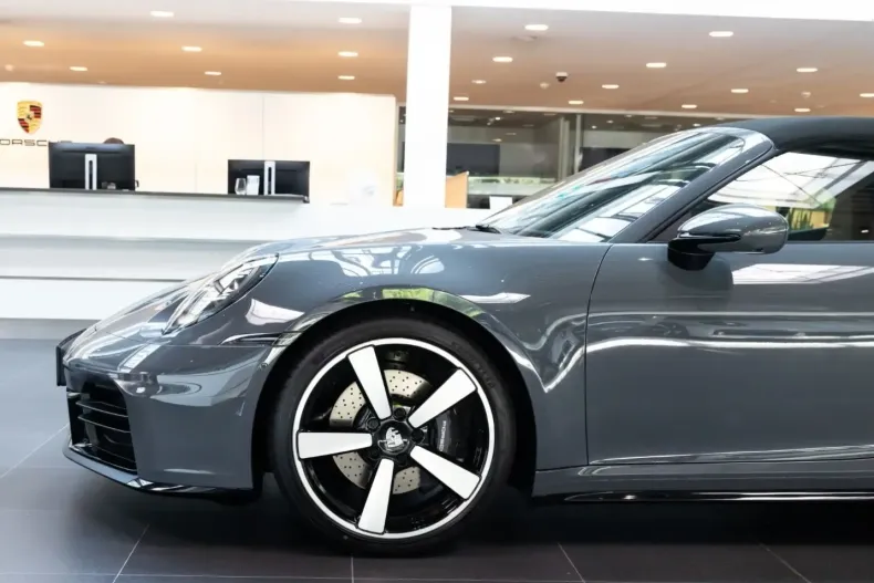 Porsche 911 din 2025 cu 40 km - oferta POR122719 - foto 4