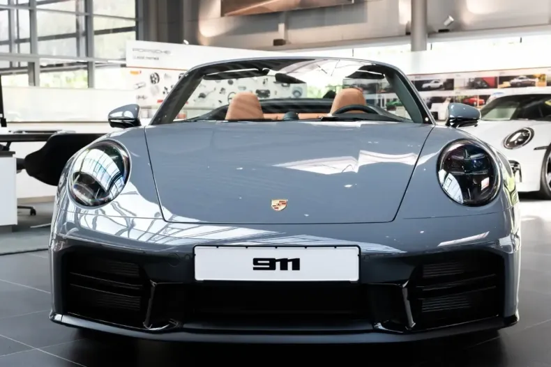 Porsche 911 din 2025 cu 40 km - oferta POR122719 - foto 9