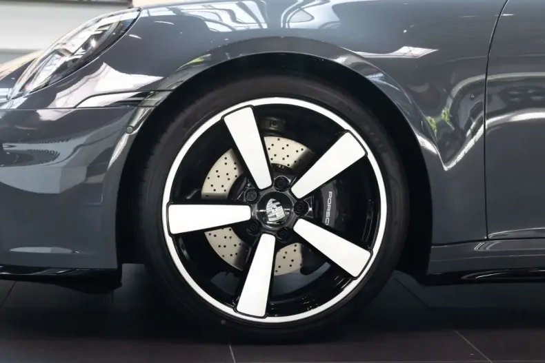 Porsche 911 din 2025 cu 40 km - oferta POR122719 - foto 10