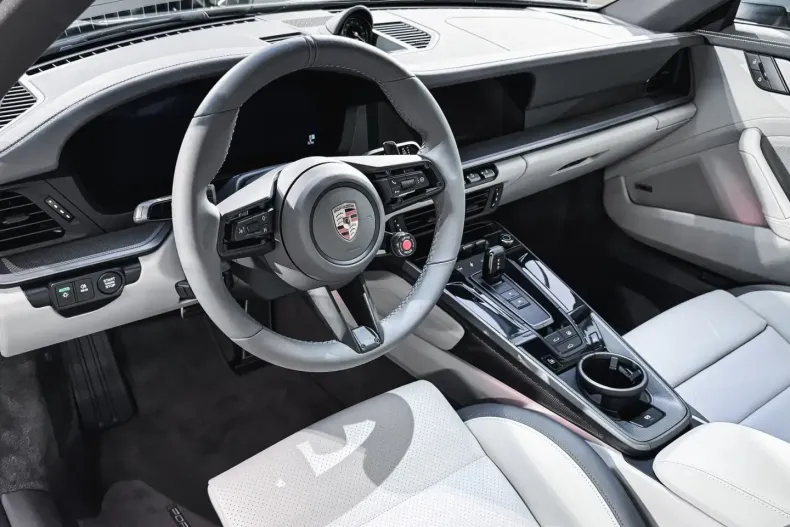 Porsche 911 din 2024 cu 50 km - oferta POR122720 - foto 4