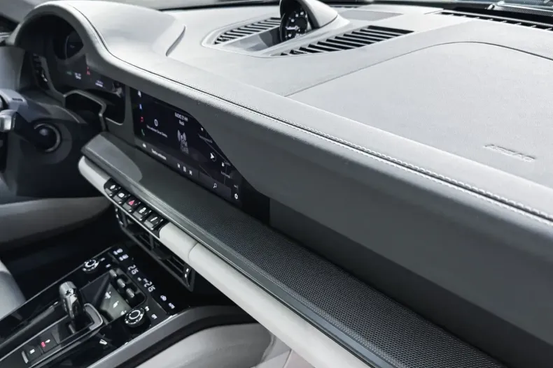 Porsche 911 din 2024 cu 50 km - oferta POR122720 - foto 5