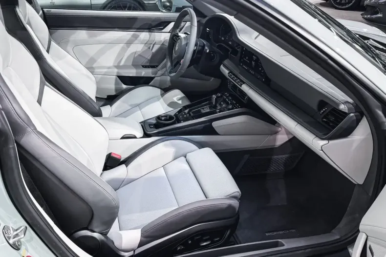 Porsche 911 din 2024 cu 50 km - oferta POR122720 - foto 9