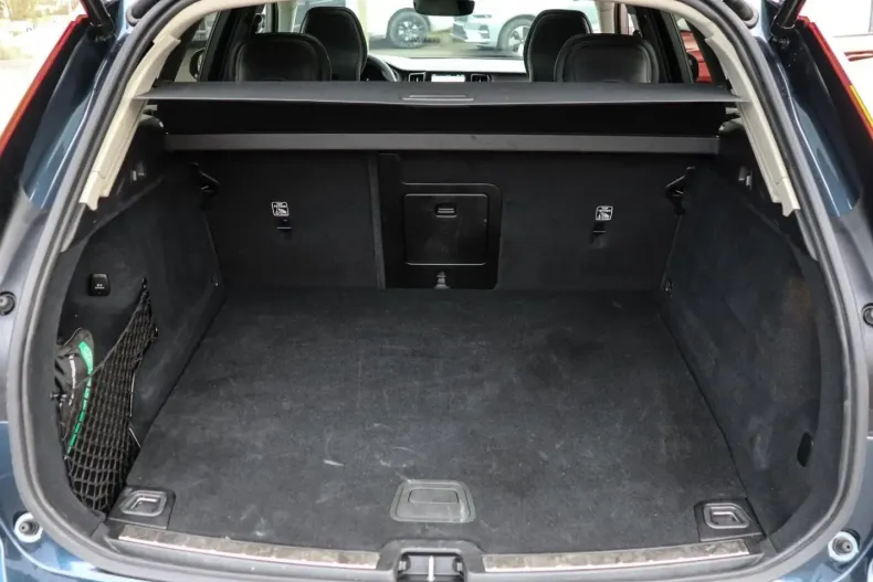 Volvo XC60 din 2024 cu 25.500 km - oferta VOL122724 - foto 10