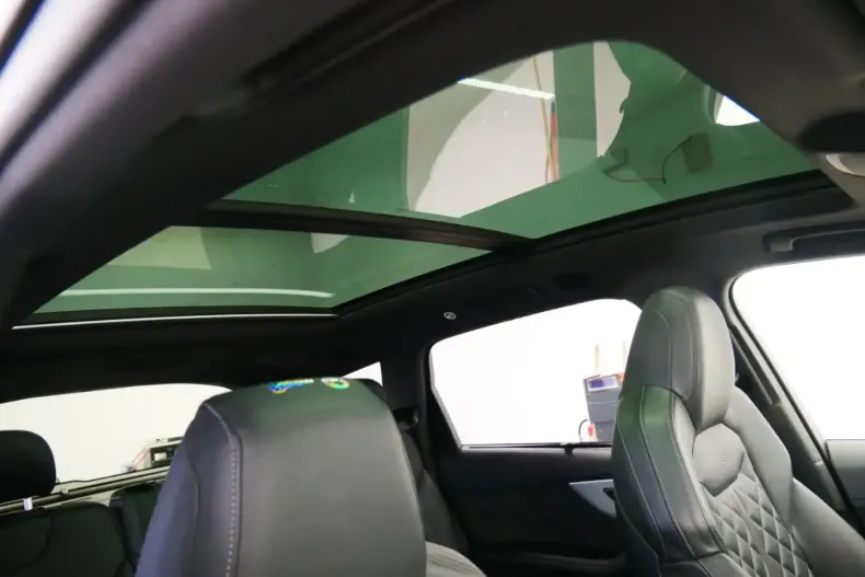 Audi SQ7 din 2021 cu 90.660 km - oferta AUD122725 - foto 2