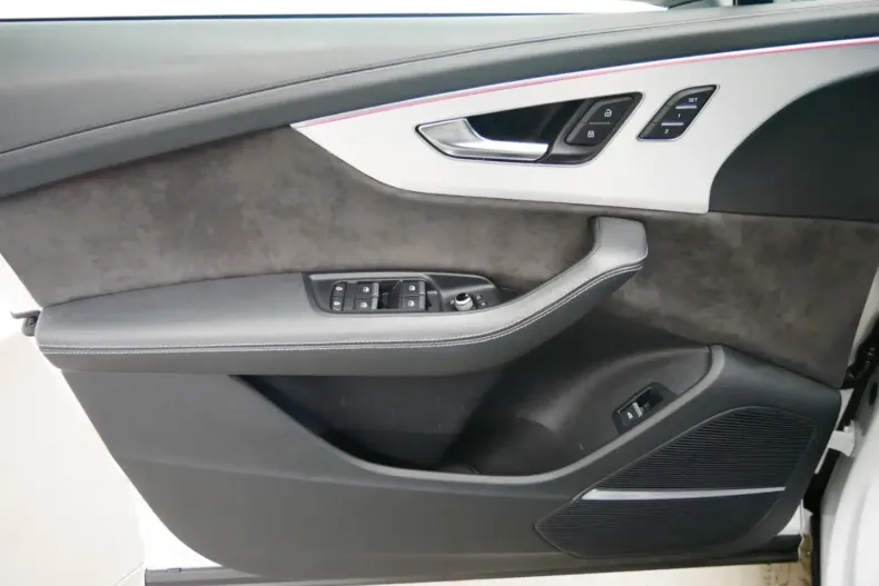 Audi SQ7 din 2021 cu 90.660 km - oferta AUD122725 - foto 18