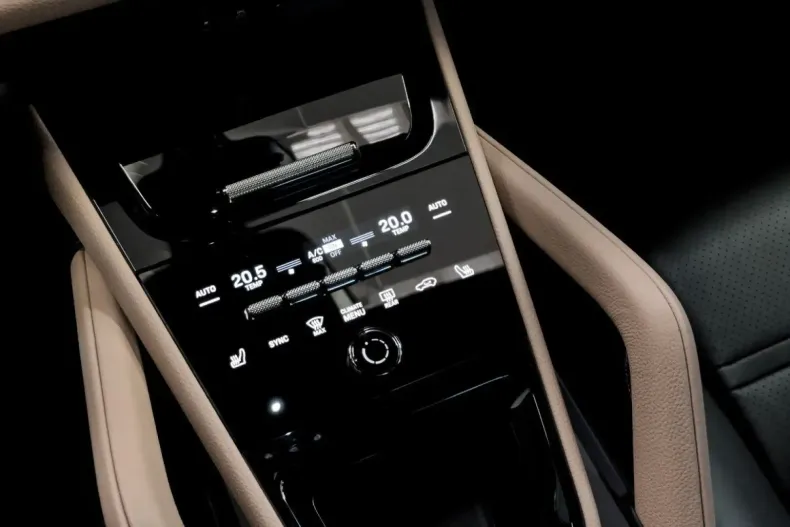 Porsche Cayenne din 2024 cu 33.000 km - oferta POR122726 - foto 10