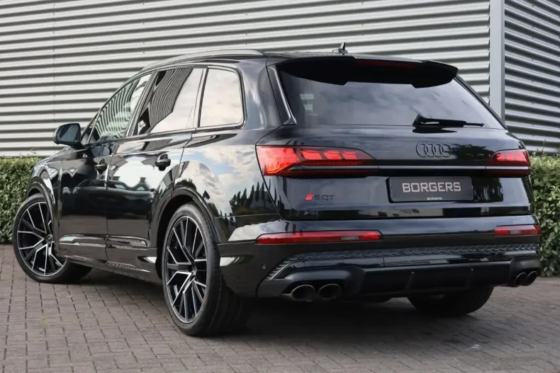 Audi SQ7 din 2024 cu 4.200 km - oferta AUD122727 - foto 8