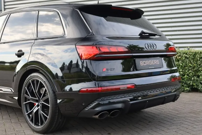 Audi SQ7 din 2024 cu 4.200 km - oferta AUD122727 - foto 9