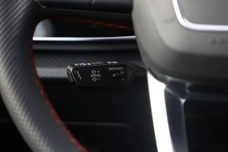 Audi SQ7 din 2024 cu 4.200 km - oferta AUD122727 - foto 18