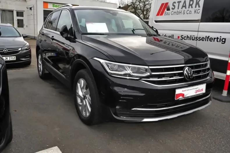 Volkswagen Tiguan din 2023 cu 33.800 km - oferta VOL122735 - foto 1