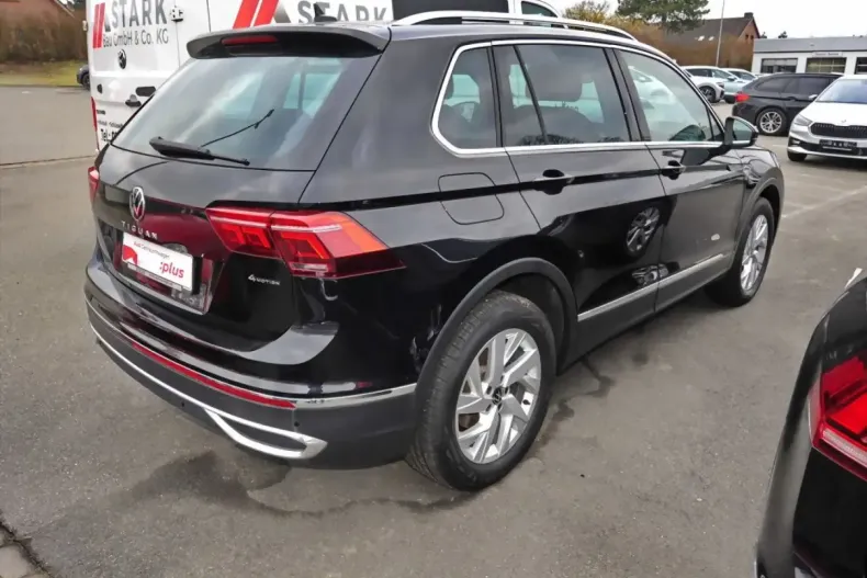 Volkswagen Tiguan din 2023 cu 33.800 km - oferta VOL122735 - foto 4