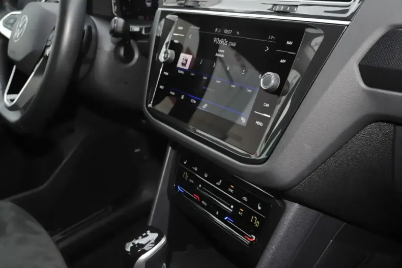 Volkswagen Tiguan din 2023 cu 33.800 km - oferta VOL122735 - foto 7