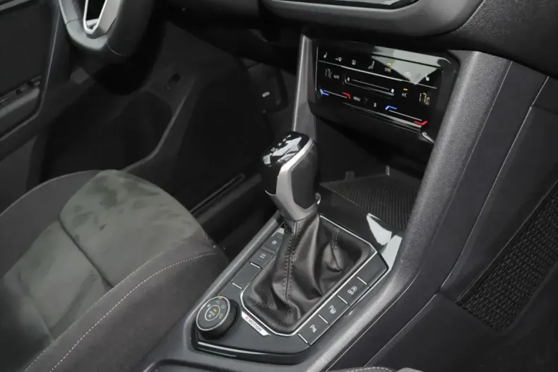 Volkswagen Tiguan din 2023 cu 33.800 km - oferta VOL122735 - foto 12