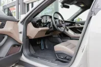 Porsche Taycan din 2022 cu 10.600 km - oferta POR122736 - foto 9