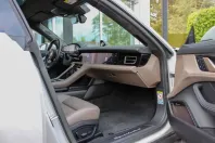 Porsche Taycan din 2022 cu 10.600 km - oferta POR122736 - foto 17