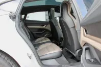 Porsche Taycan din 2022 cu 10.600 km - oferta POR122736 - foto 23