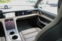 Porsche Taycan din 2022 cu 10.600 km - oferta POR122736 - foto 28