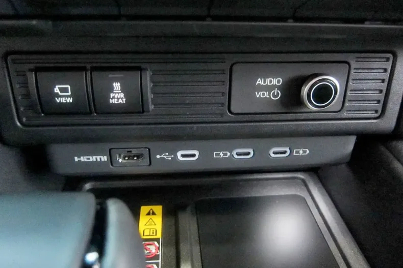 Toyota Land Cruiser din 2024 cu 40 km - oferta TOY122739 - foto 10