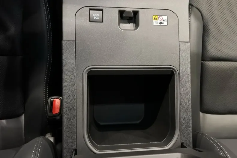 Toyota Land Cruiser din 2025 cu 40 km - oferta TOY122740 - foto 13