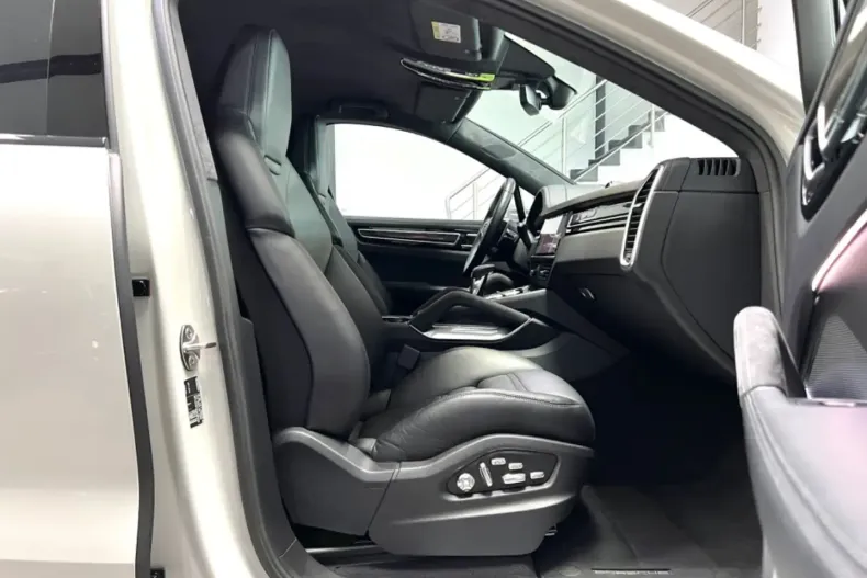 Porsche Cayenne din 2021 cu 35.000 km - oferta POR122743 - foto 11