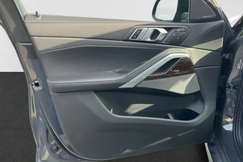 BMW X6 din 2023 cu 22.547 km - oferta BMW122758 - foto 11