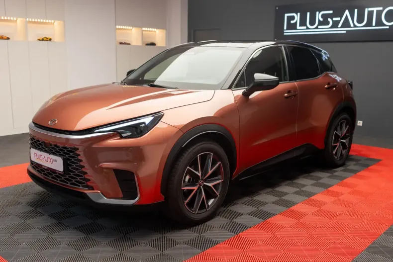 Lexus LBX din 2024 cu 100 km - oferta LEX122759 - foto 4