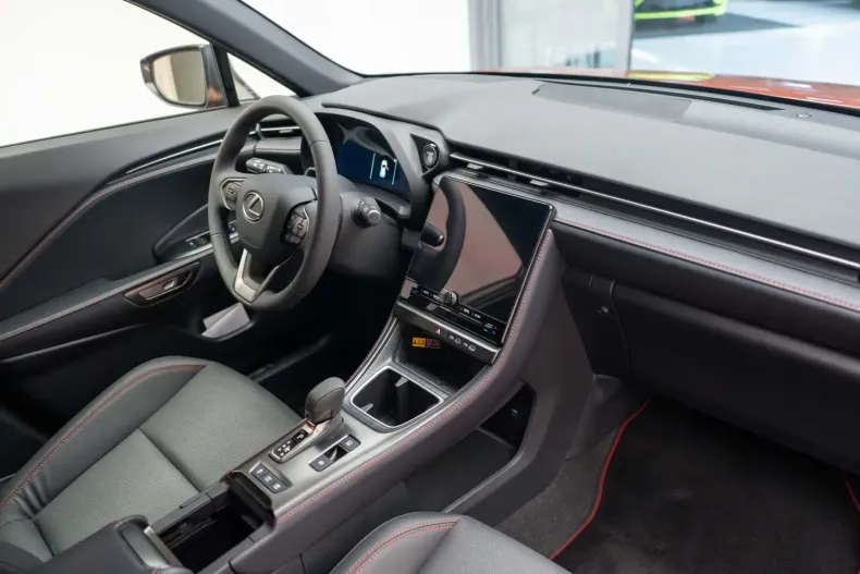 Lexus LBX din 2024 cu 100 km - oferta LEX122759 - foto 20