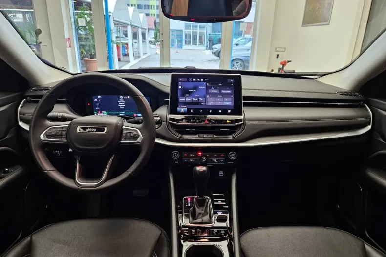 Jeep Compass din 2022 cu 75.000 km - oferta JEE122768 - foto 12