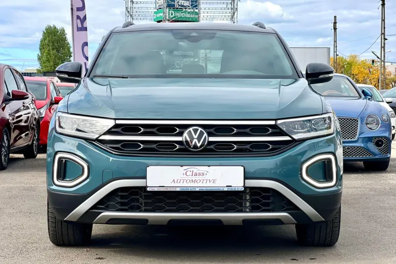 Volkswagen T-Roc din 2024 cu 31.000 km - oferta VOL122771 - foto 2
