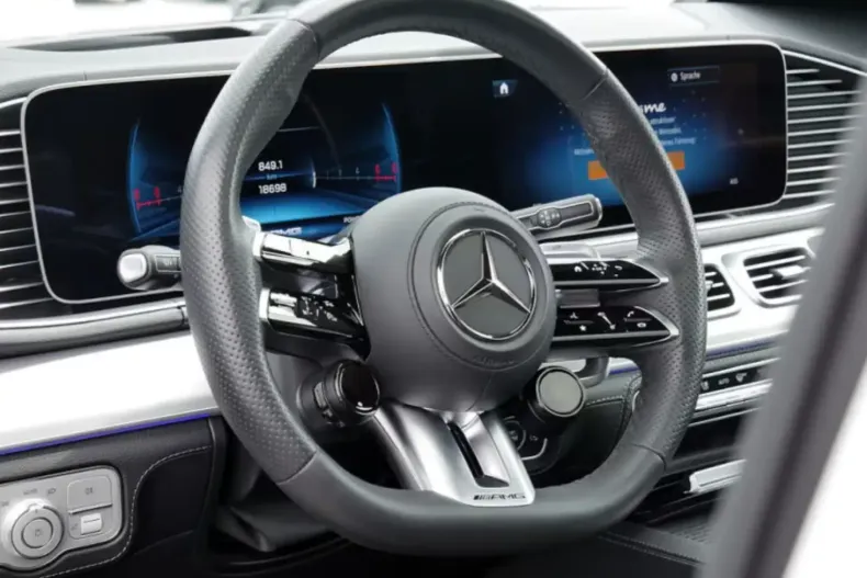 Mercedes-Benz GLE 53 AMG din 2024 cu 18.684 km - oferta MER122789 - foto 8