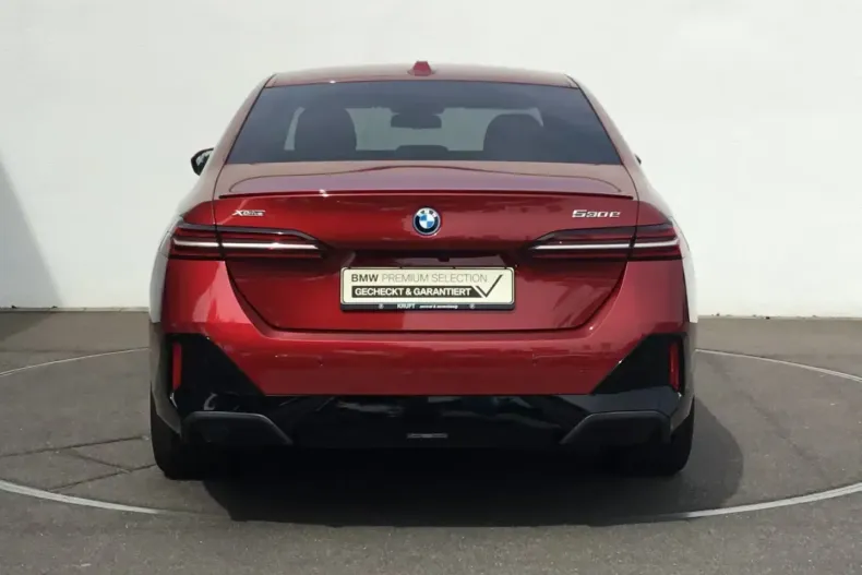 BMW 530 din 2024 cu 2.959 km - oferta BMW122792 - foto 2