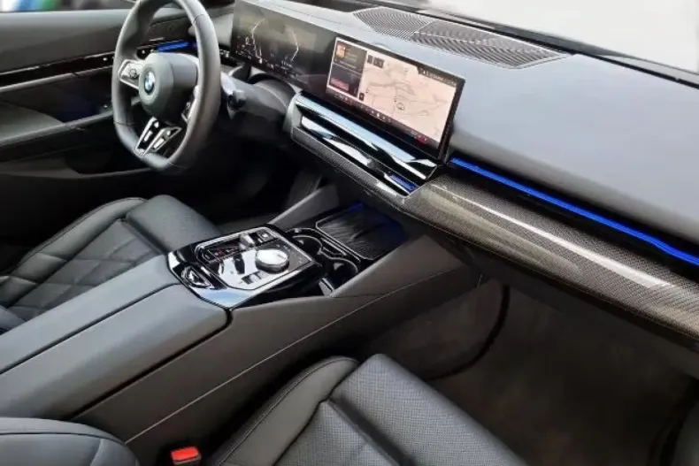 BMW 520 din 2024 cu 21.771 km - oferta BMW122794 - foto 10