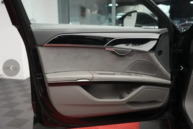 Audi A8 din 2020 cu 106.800 km - oferta AUD122795 - foto 12