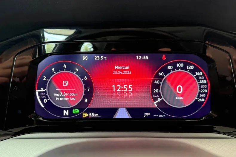 Volkswagen Golf din 2021 cu 153.000 km - oferta VOL122806 - foto 2