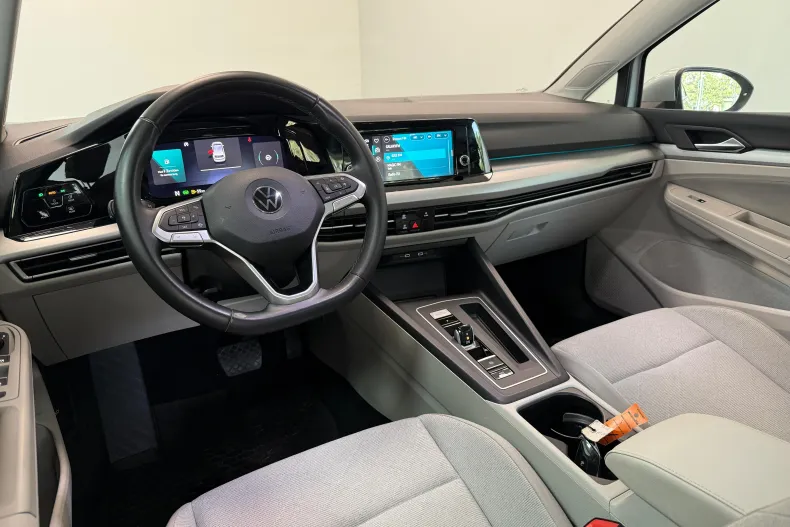 Volkswagen Golf din 2021 cu 153.000 km - oferta VOL122806 - foto 4