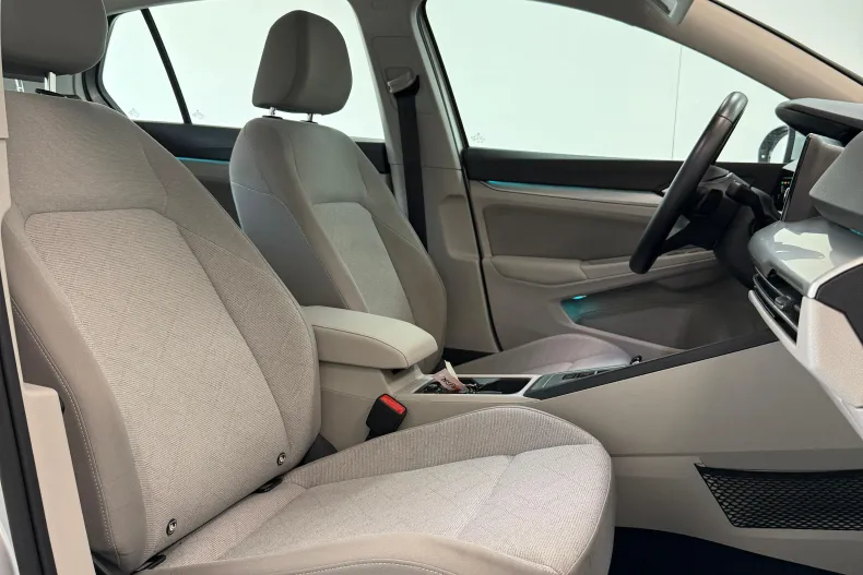 Volkswagen Golf din 2021 cu 153.000 km - oferta VOL122806 - foto 5