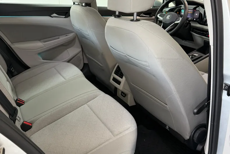 Volkswagen Golf din 2021 cu 153.000 km - oferta VOL122806 - foto 6