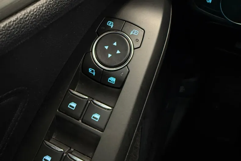 Ford Focus din 2020 cu 149.000 km - oferta FOR122810 - foto 25