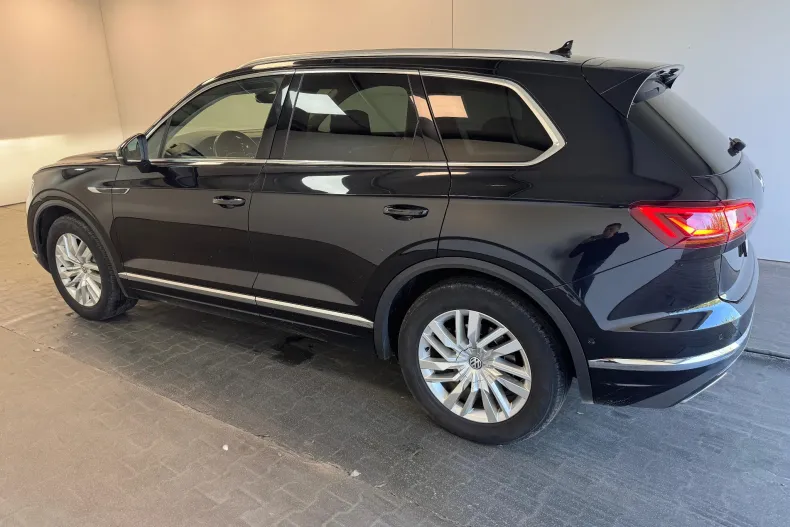 Volkswagen Touareg din 2021 cu 129.000 km - oferta VOL122811 - foto 18