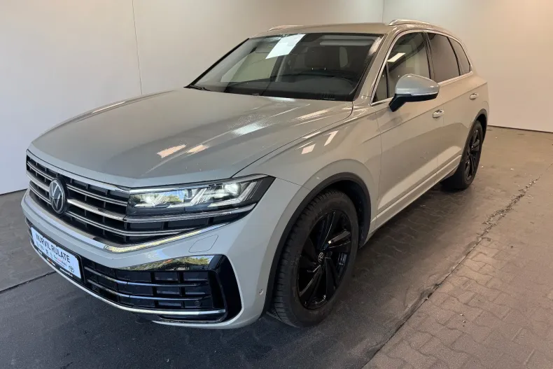 Volkswagen Touareg din 2024 cu 25.000 km - oferta VOL122812 - foto 1