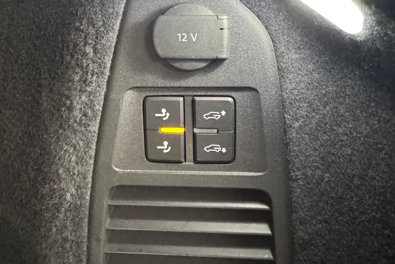 Volkswagen Touareg din 2024 cu 25.000 km - oferta VOL122812 - foto 6