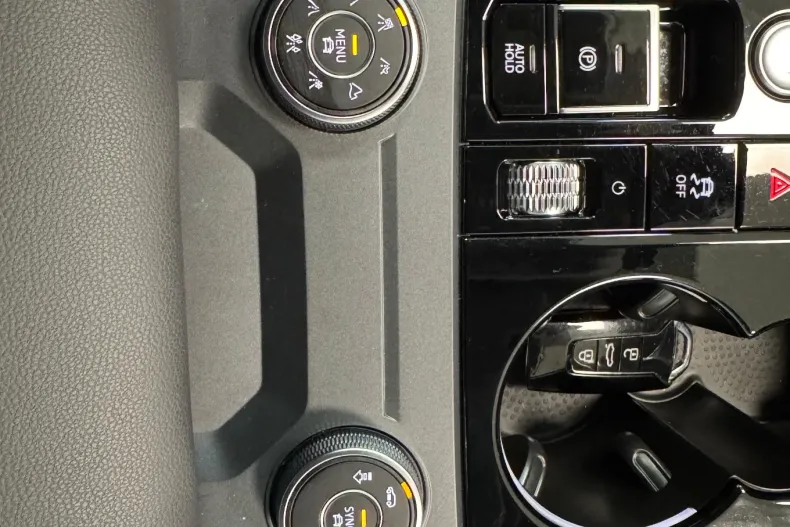 Volkswagen Touareg din 2024 cu 25.000 km - oferta VOL122812 - foto 10